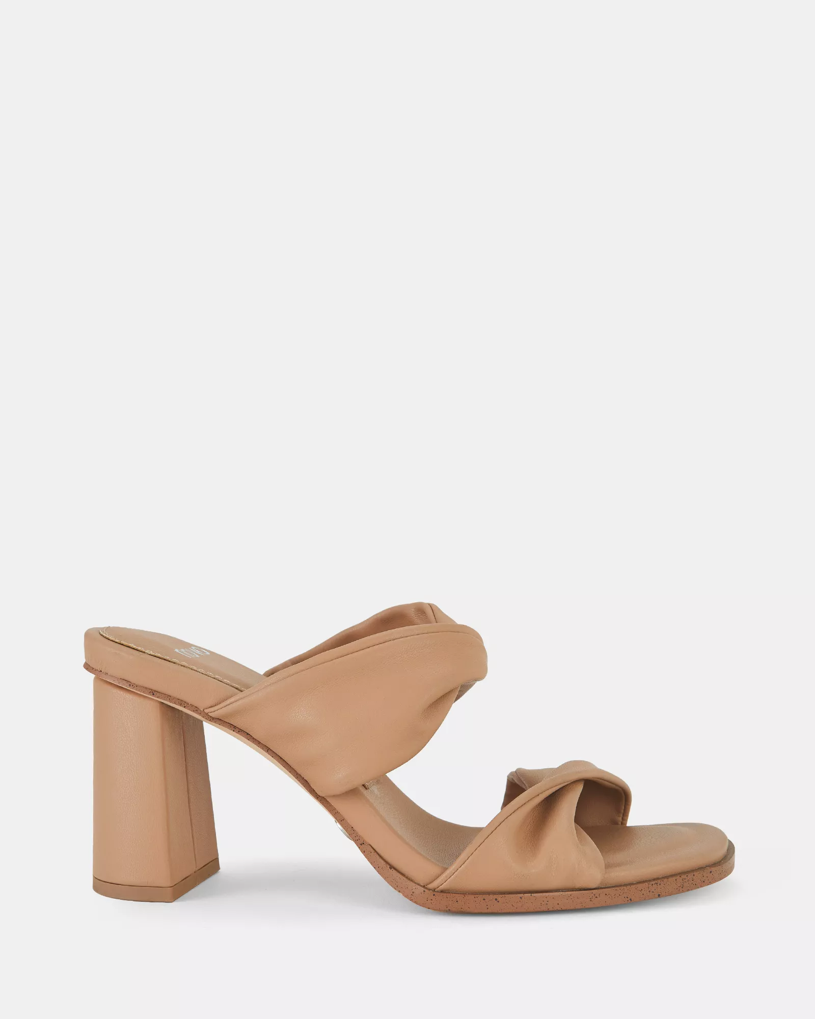 Novo 2024 tan heels