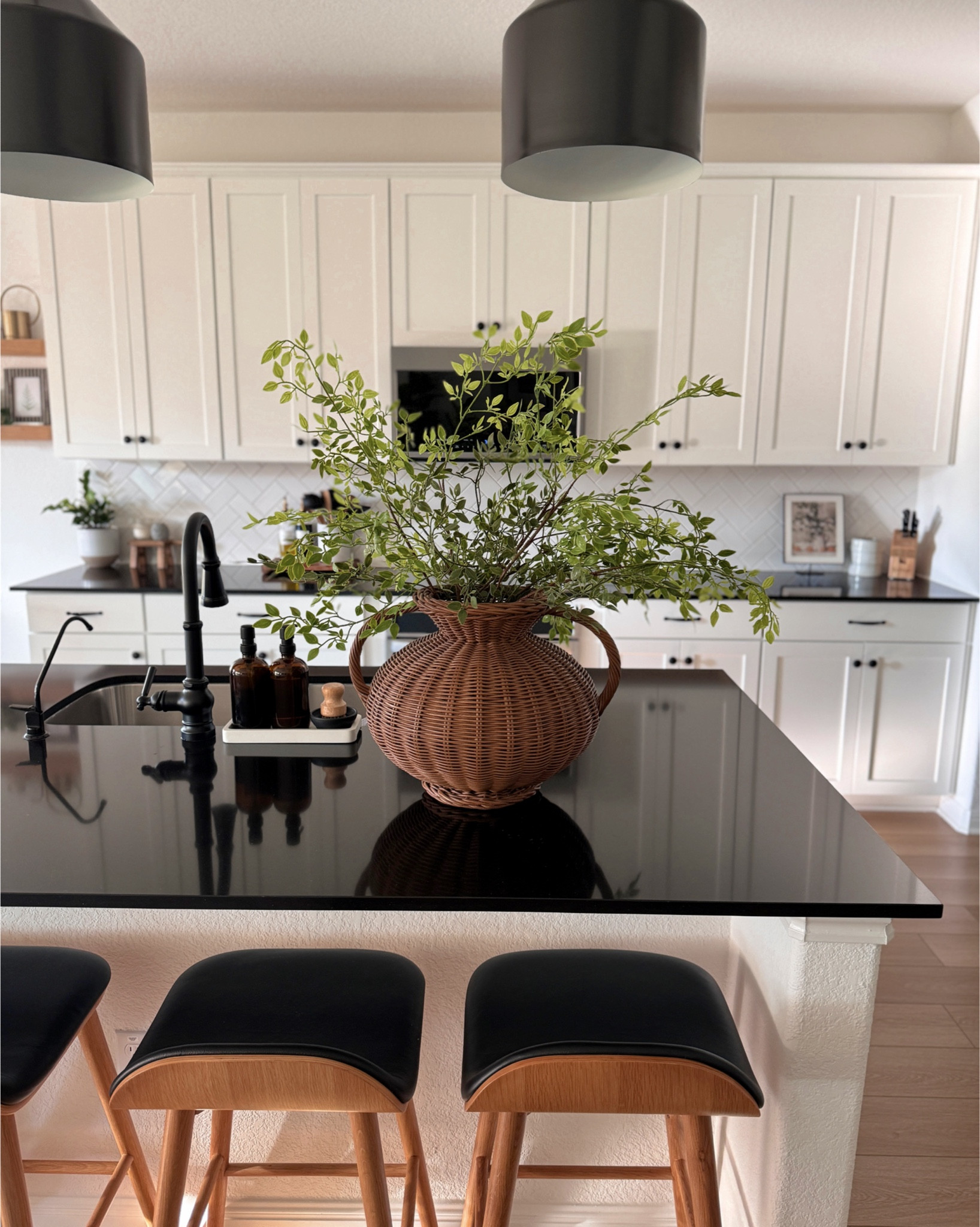 My favorite realistic stems from
Amazon that you need to add to cart! 🌿

Ive had these stems for almost 3 years and they are great to have out year round on an island, dining table, entryway table & more!

Home refresh, amazon find, amazon home, faux greenery

#LTKSpringSale 

#LTKdayinmylife #LTKHome #LTKSeasonal