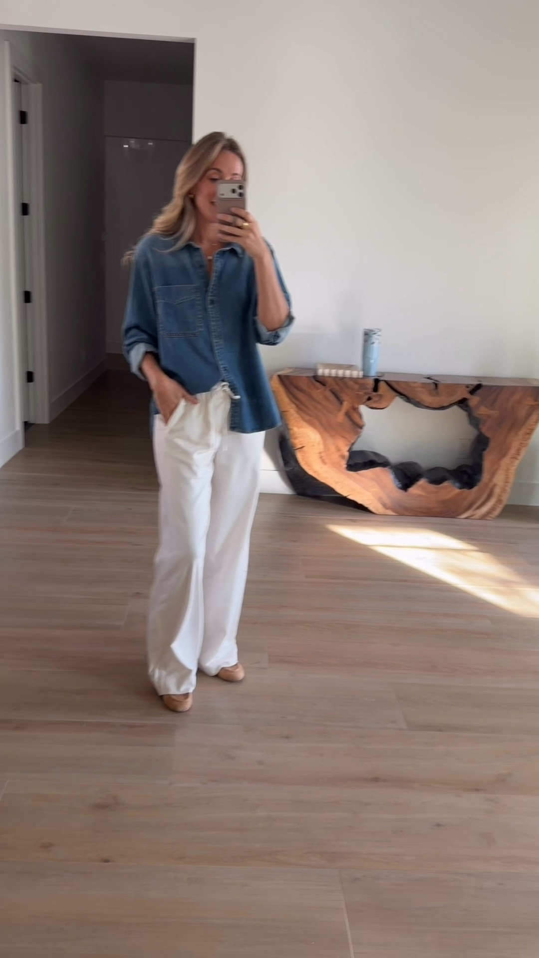 Casual spring outfit 

#LTKSeasonal #LTKU #LTKmomlife