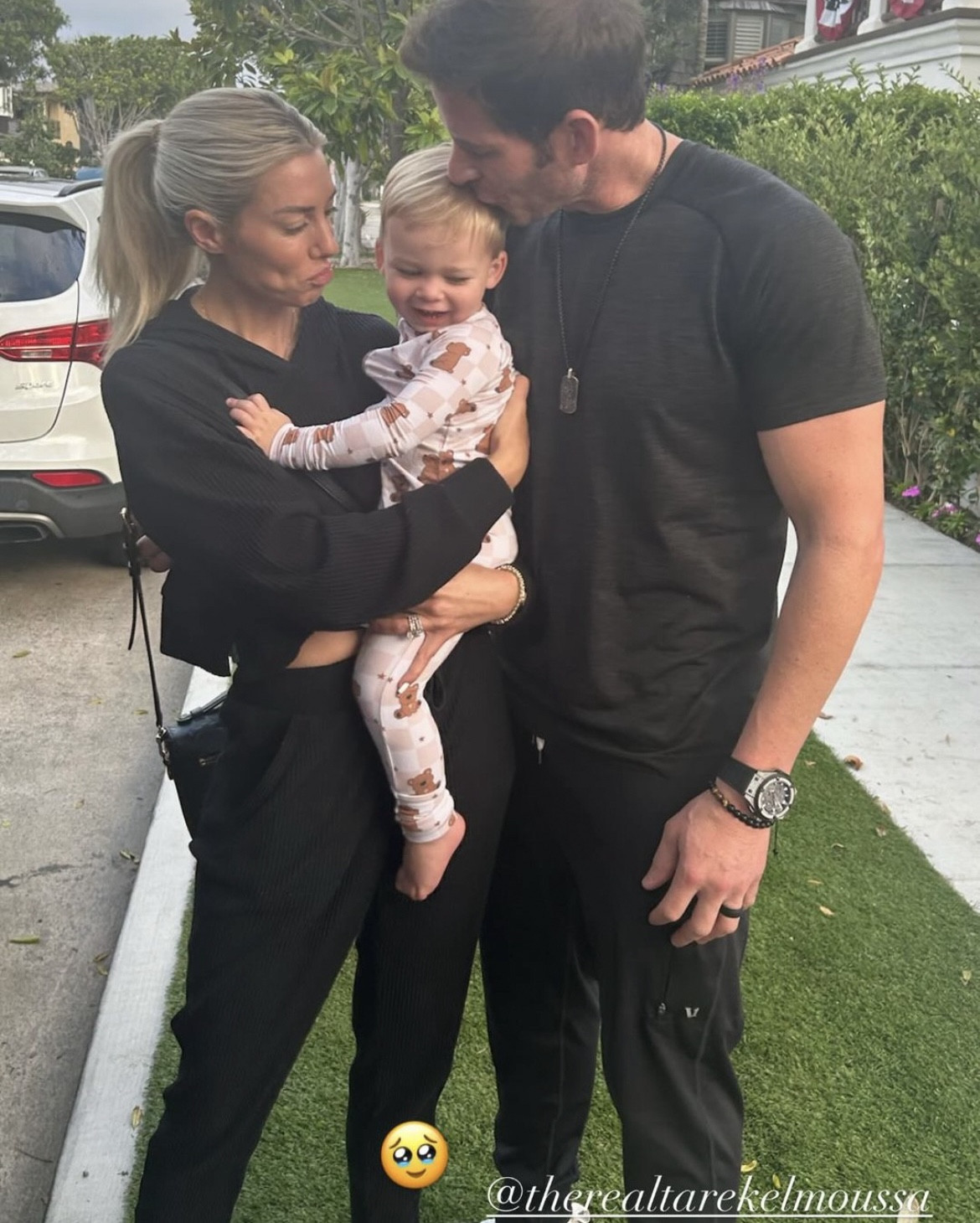 Getting ready to head out. Going to miss bubba love so much the next few days! 🥹 

My fit is Alo. 🖤


#LTKStyleTip #LTKTravel