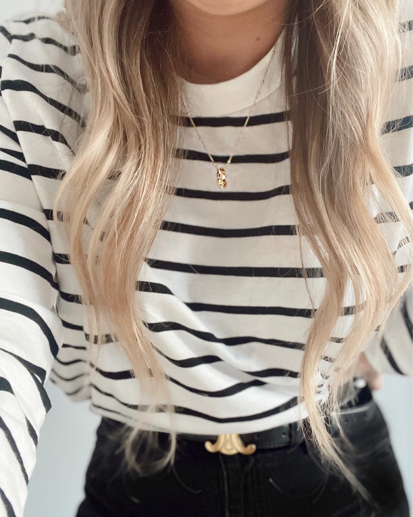 H&M black white striped long sleeved top Parisian chic outfit with gold necklace 

#LTKeurope #LTKunder50 #LTKfit