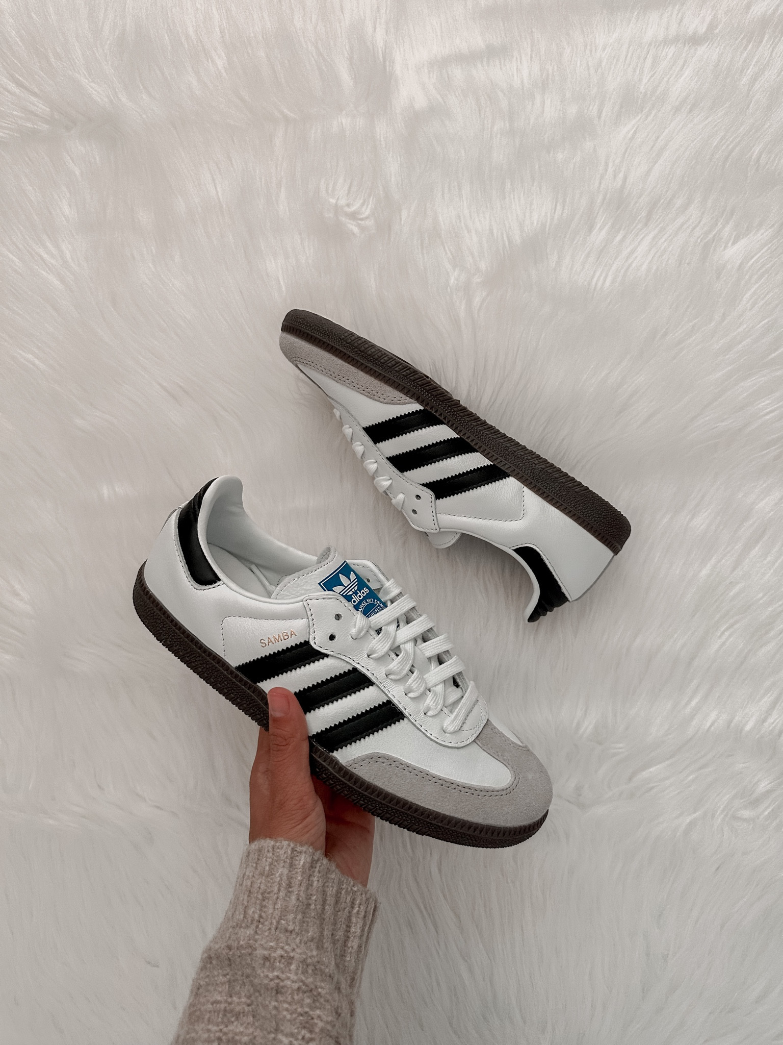 Adidas Samba Sneakers 👟 

#LTKfindsunder100 #LTKshoecrush