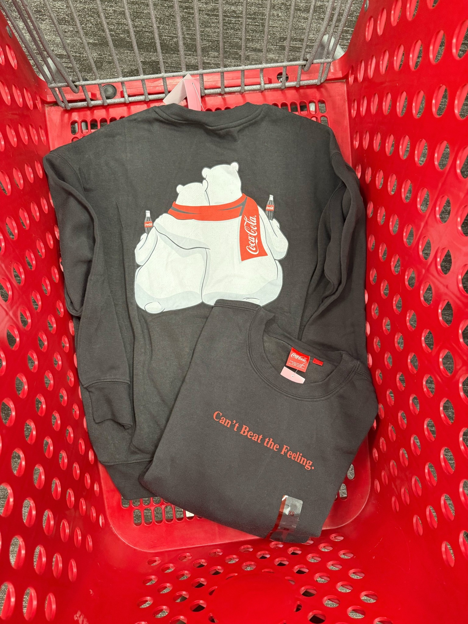 Coca Cola holiday sweatshirt 

#LTKSeasonal #LTKHoliday #LTKGiftGuide