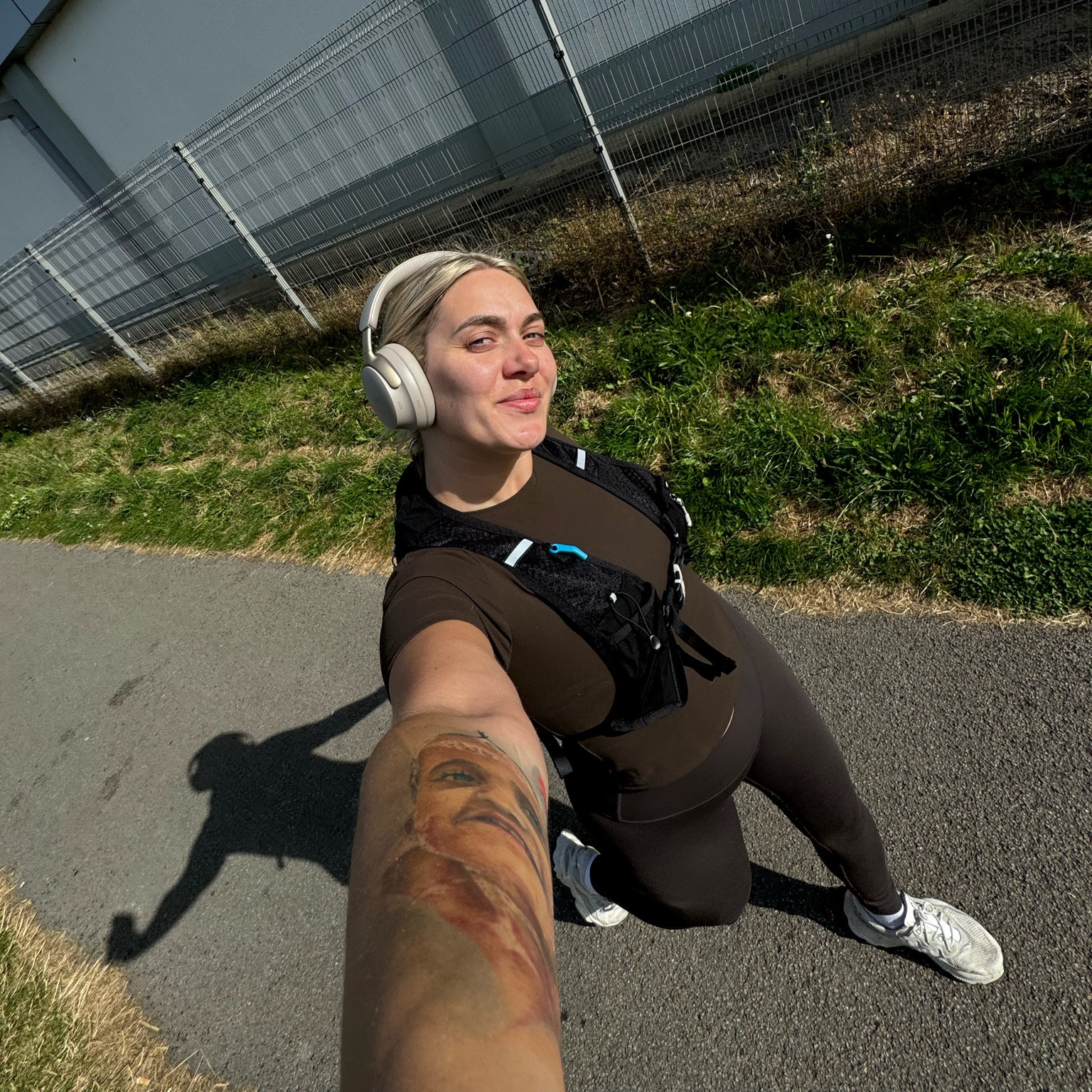 Expresso slim fit run check. Gym/Running top and leggings only £28 in the sale rn!

Sculpt height waist leggings size 12
Sculpt short sleeve top size 12

#LTKuk #LTKfitness #LTKeurope