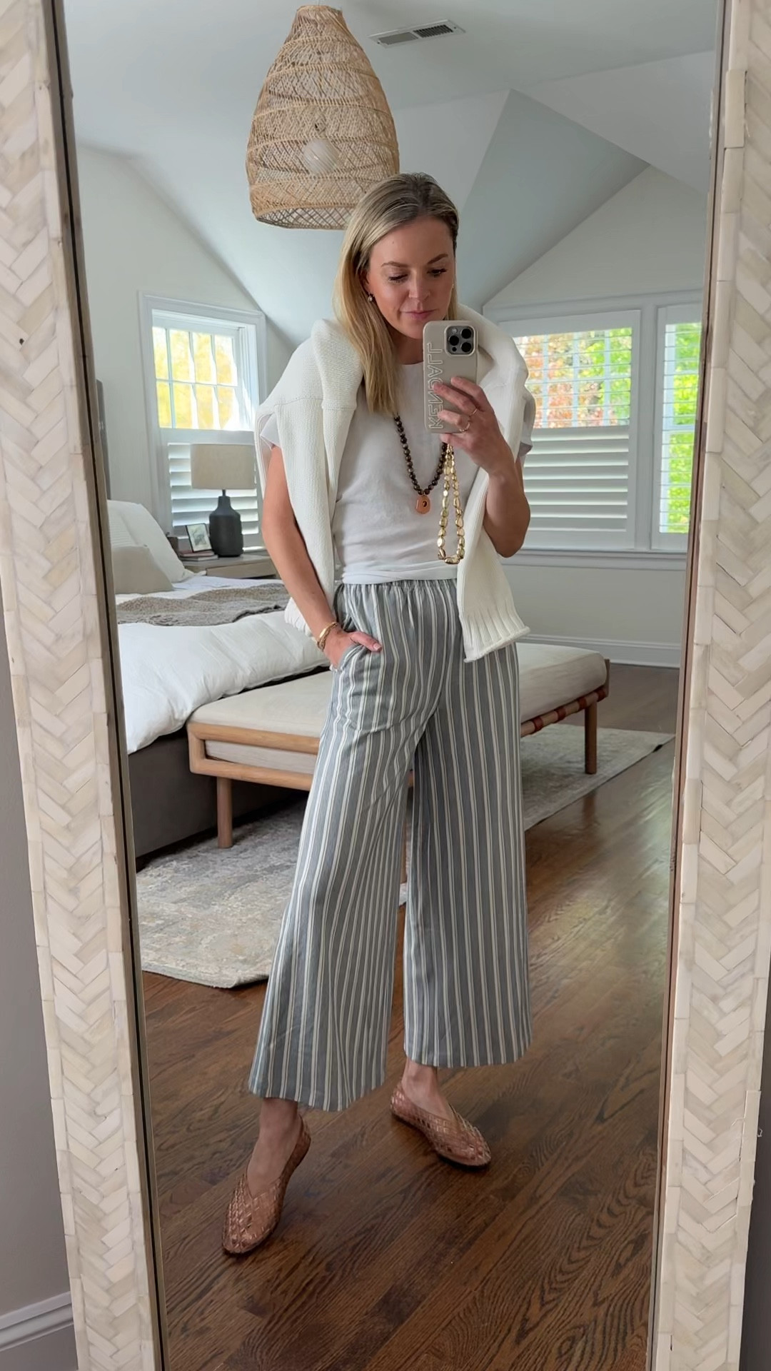 Comfy spring favorites under $100 
-small sweater
-small tee
-XS pants, I’m 5’5
-jelly flats tts

#LTKdayinmylife #LTKmomlife #LTKootd