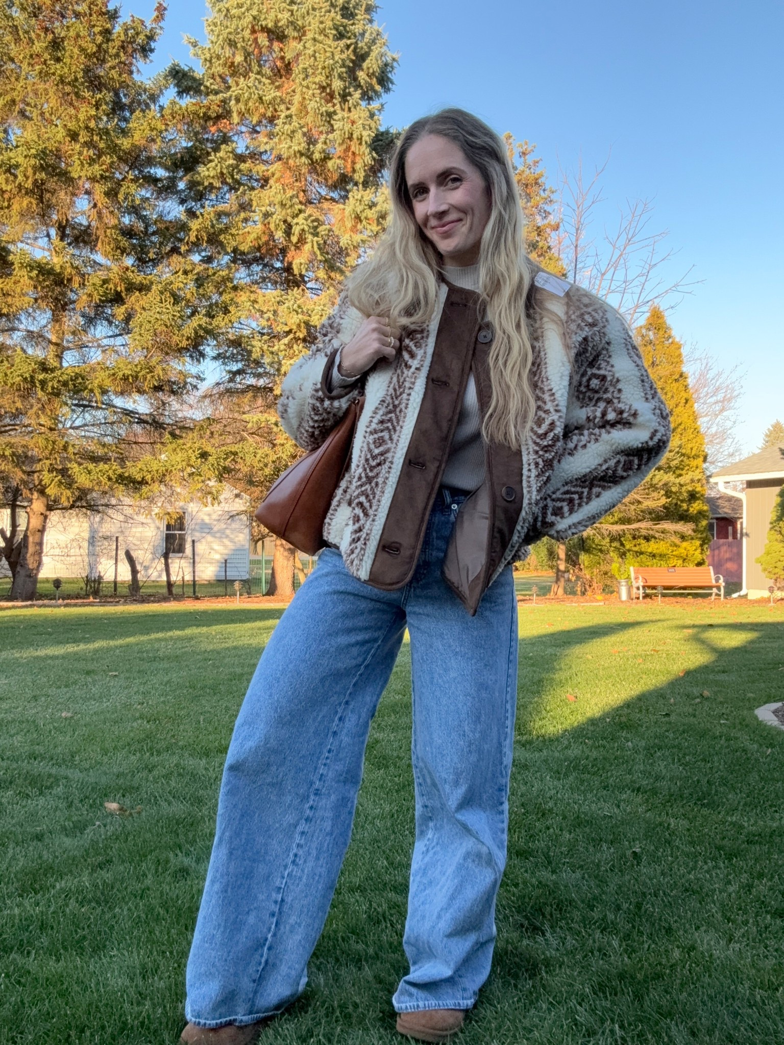 The best retail purchase I’ve made so far this year 🤎

Thrifted outfit with a perfect little Sherpa jacket to go over it. 

#LTKHoliday #LTKmomlife #LTKSaleAlert