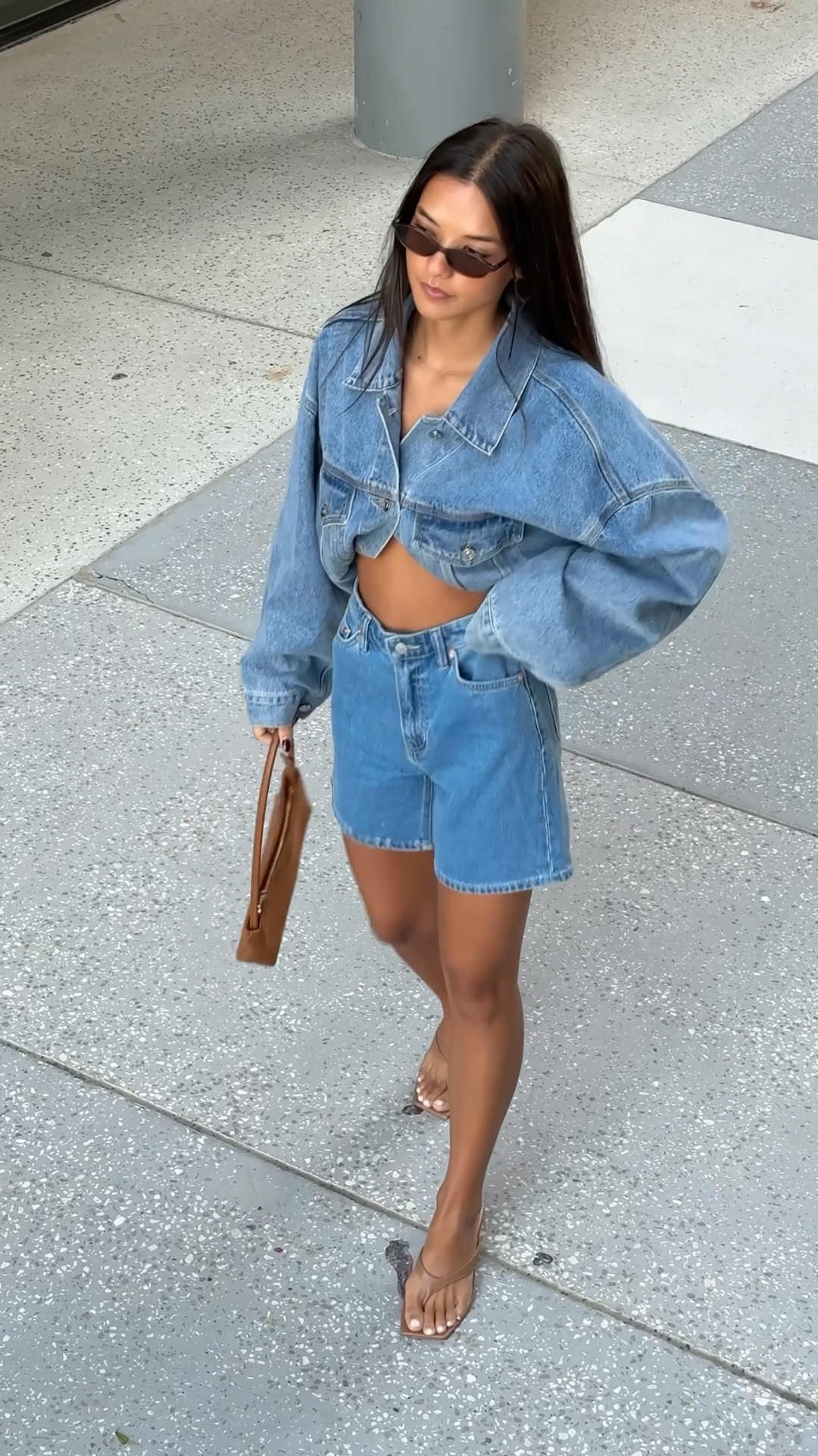 1st one - (colour: bright ecru) 
2nd one - (colour: bright side fade) 
3rd one - (colour: bolt of blue) 

Denim jacket - Nakedvice 
Black Top - Glassons 

#LTKjeans #LTKaustralia #LTKstyletip