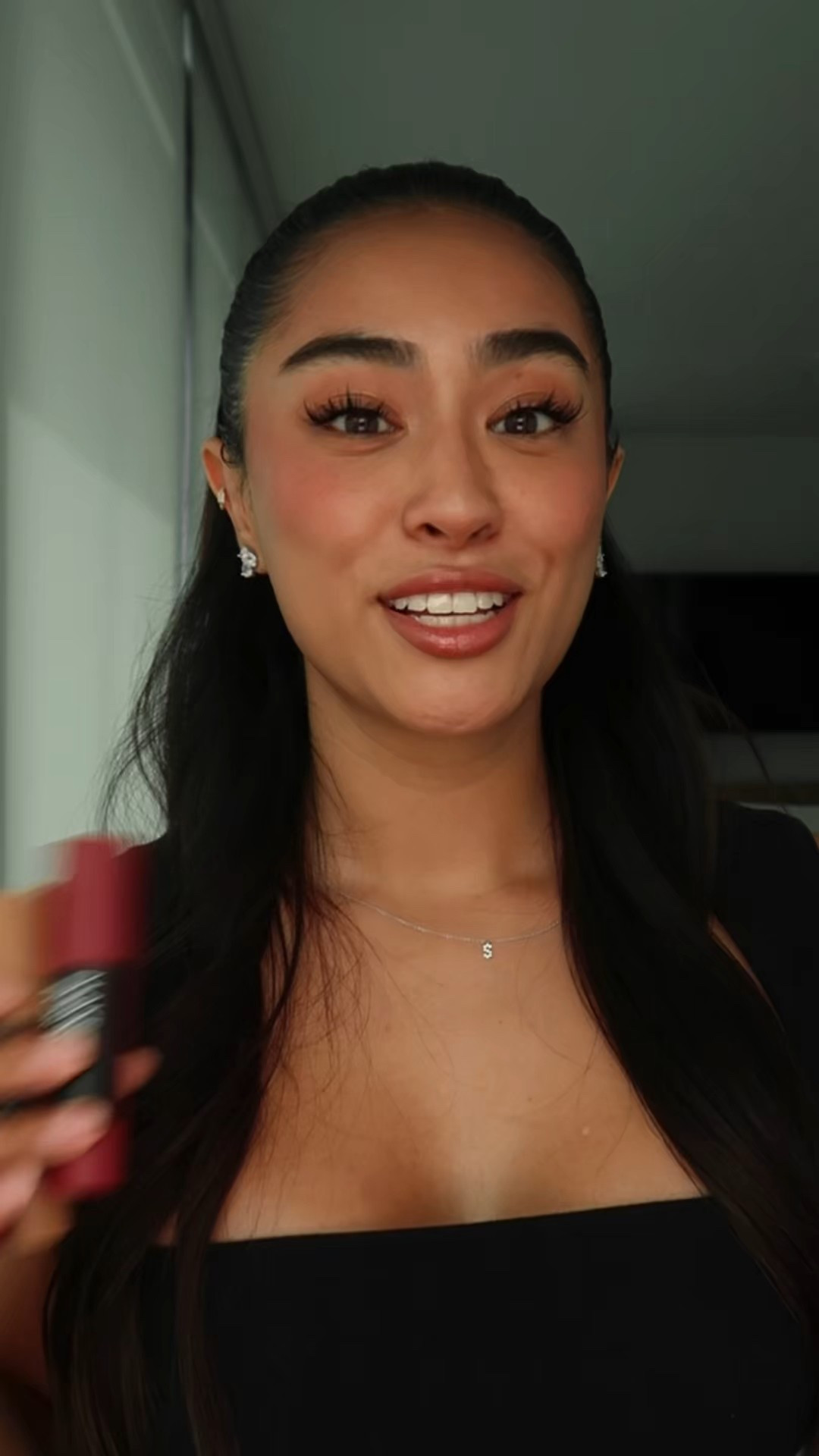 a full face using only one product? easy peasy 

#LTKGiftGuide #LTKSeasonal #LTKStyleTip