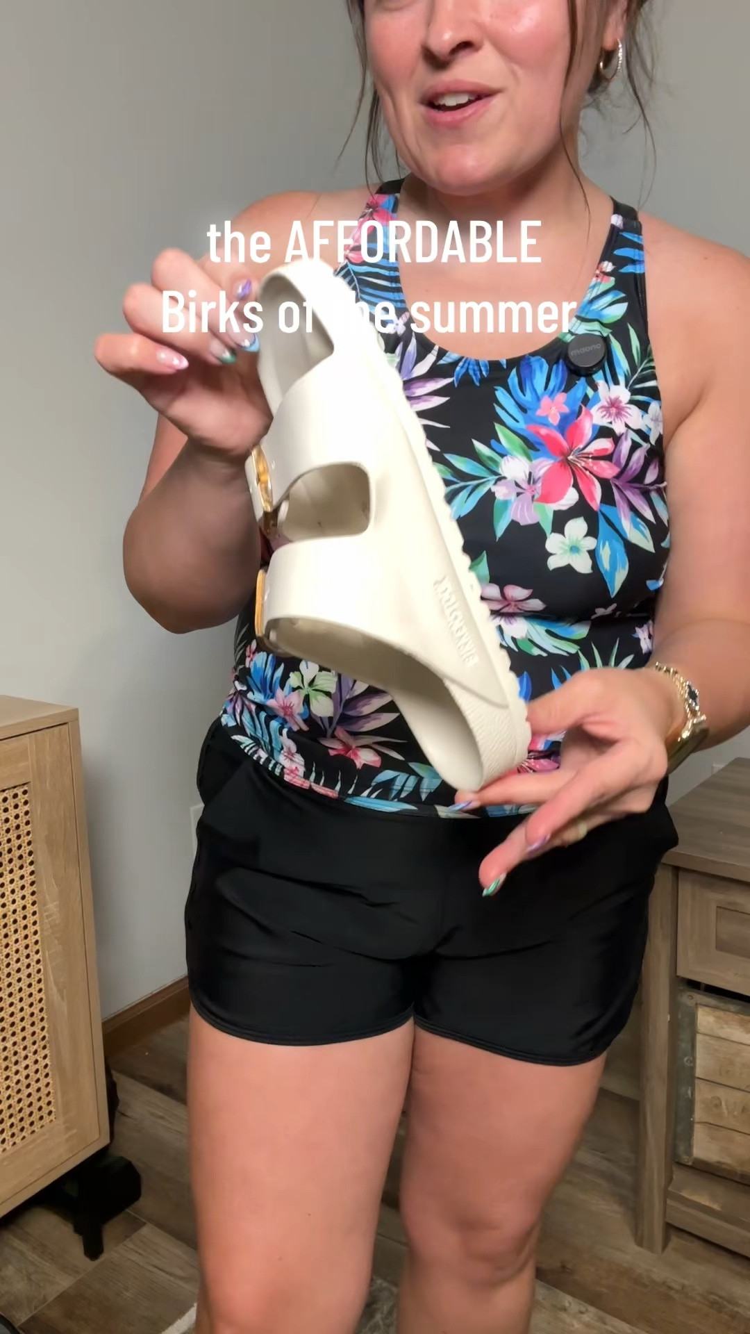 My go to sandal that I wear to the pool.