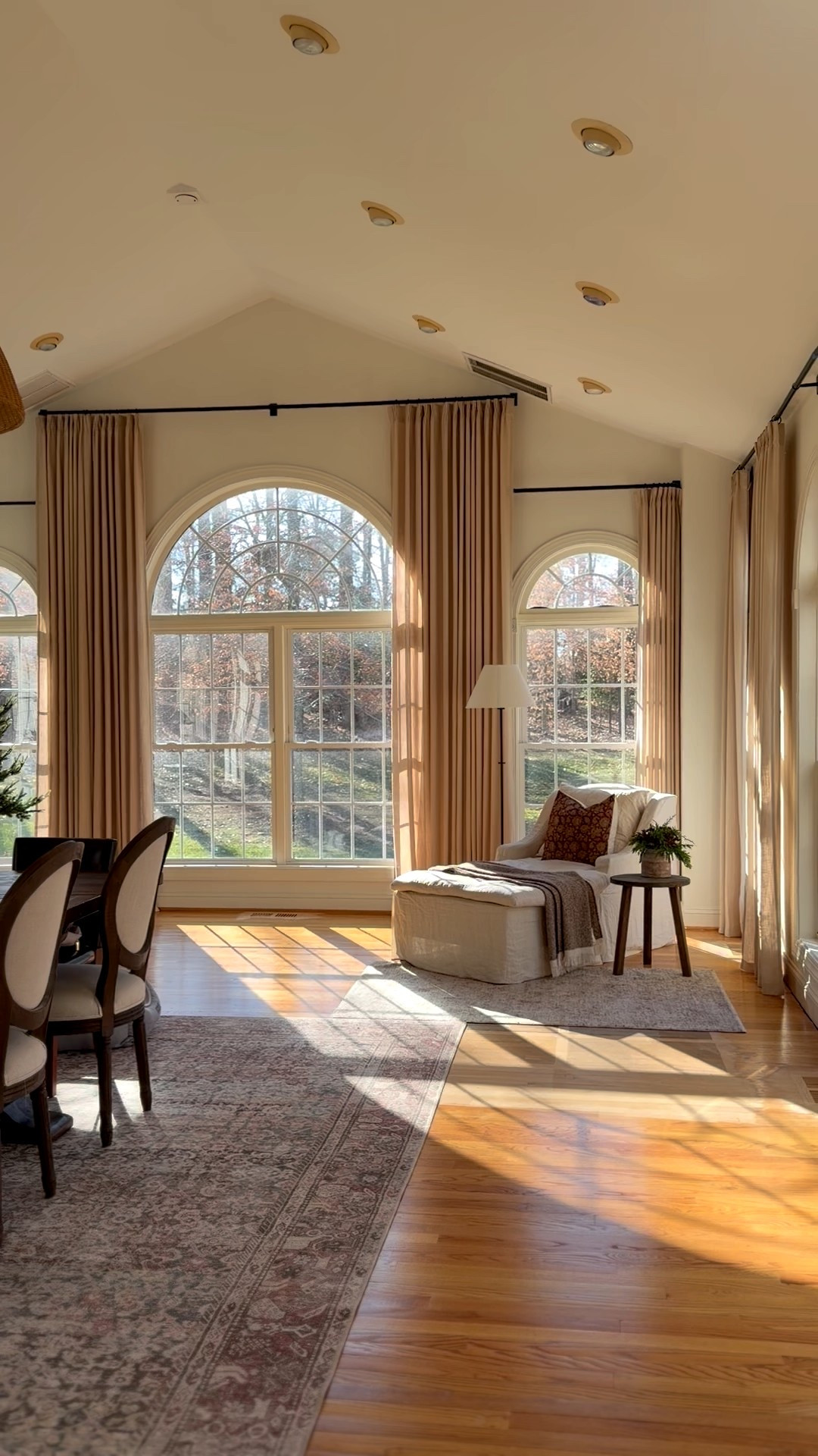 French return rods are back in stock! Absolutely love these and we have them all over our house!
Both sizes under $45

#LTKSaleAlert #LTKHome