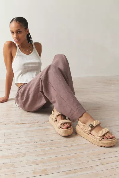 Steve Madden Bigmona Raffia Platform Sandal | Urban Outfitters (US and RoW)