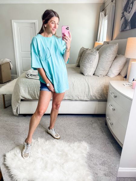 Shop this top and shorts 30% off today with code: MOMDAY30

Top-small (fits very oversized)
Shorts-medium (tts)
Shoes-8 (linked same brand in similar color below!)

Scroll down and click to shop 


#LTKSaleAlert #LTKStyleTip #LTKBump