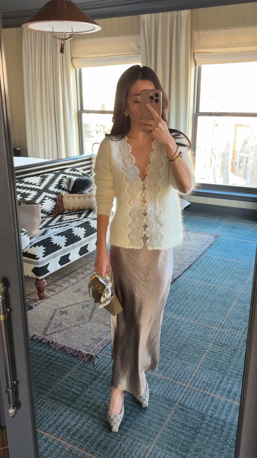 found a $50 well rated look-for-less for my old cardigan! The Green also looks really pretty 

Also linked a few other items from LOFT if you're checking out there for the lace cardigan. Their Versa line is very good and luxe for the price tho runs bigger

• My Exact cardigan is old Sezane, linked similar from Loft that comes in regular or petites.

• Skirt is Aritzia in a beautiful luxe color nomad taupe size 0 (I size up so that it doesn't show all the tummy lumps and bumps) length is great for petties even with flat sandals 

I wore this skirt all last year dressed up and down with a white tee!

Also linked a gorgeous aritzia lace satin midi skirt that fits me in xxs and is a little shorter than this one 

• Old gucci heels

Dinner date, girls night, classy evening event outfit 

 

#LTKootd #LTKPetite #LTKSaleAlert