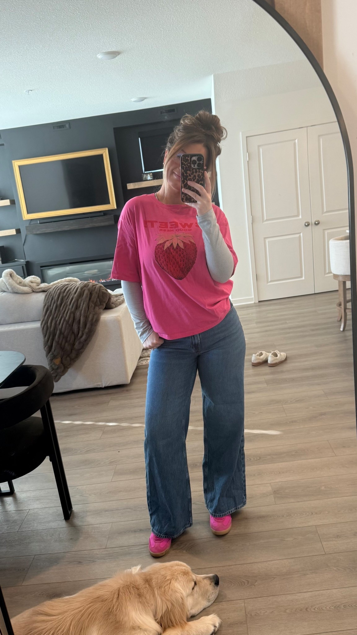 Just a little strawberry moment for Valentine’s Day 🍓💗 #ValentinesDayOutfit #CasualValentines #StrawberryStyle #PinkSneakers #EverydayStyle #OOTDInspo #MirrorSelfieStyle #CasualChic #WinterToSpringStyle #LTKStyle

#LTKValentine #LTKootd
