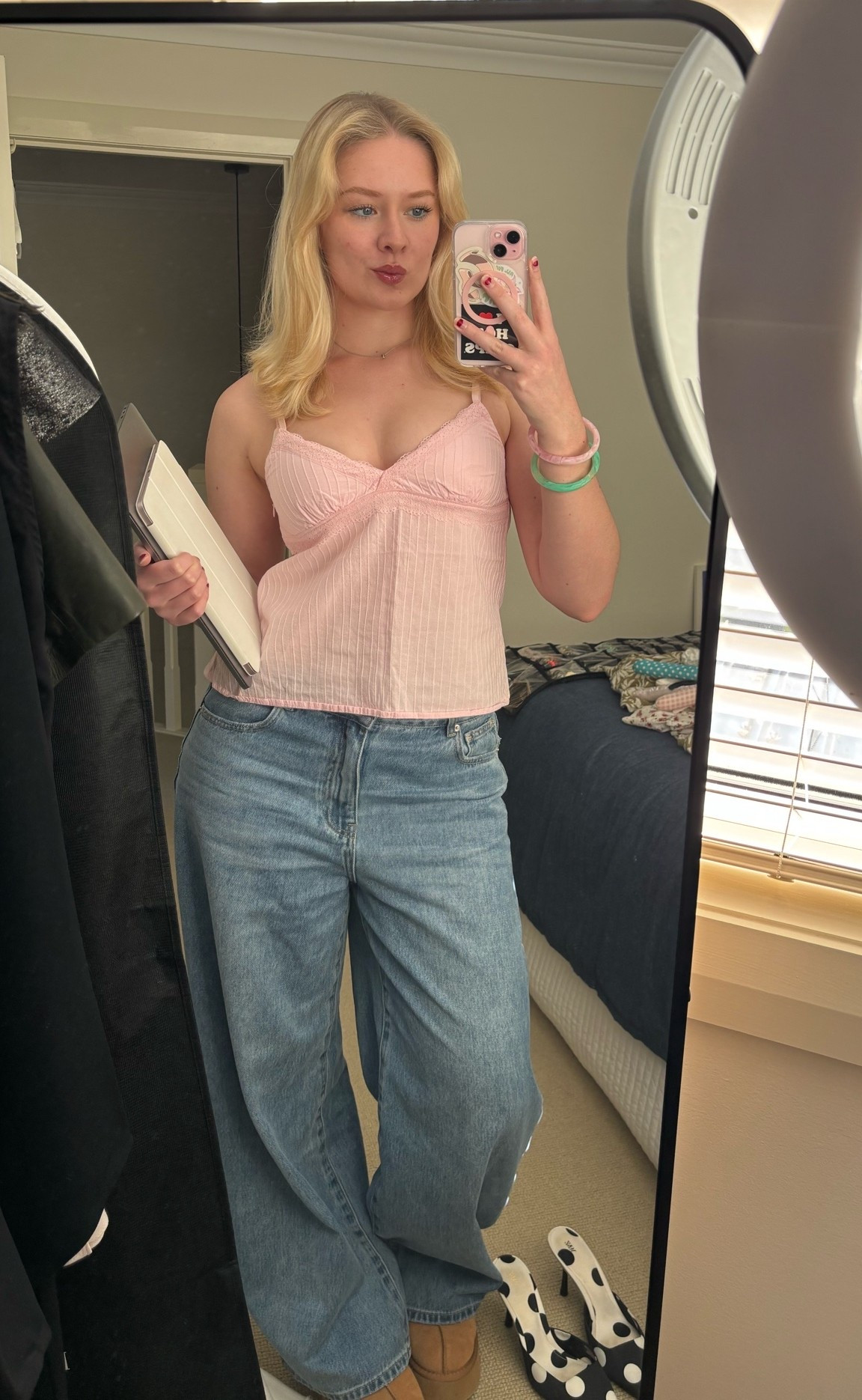 On tuesdays we wear pink 🤭🩷
Bangles from dinosaur designs

#LTKaustralia #LTKjeans