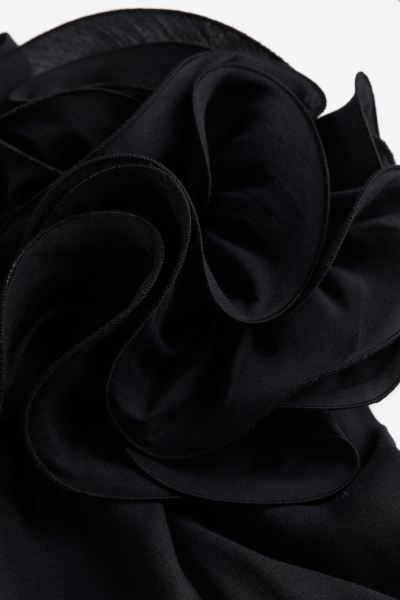 Appliquéd blouse - Black - Ladies | H&M GB | H&M (UK, MY, IN, SG, PH, TW, HK)