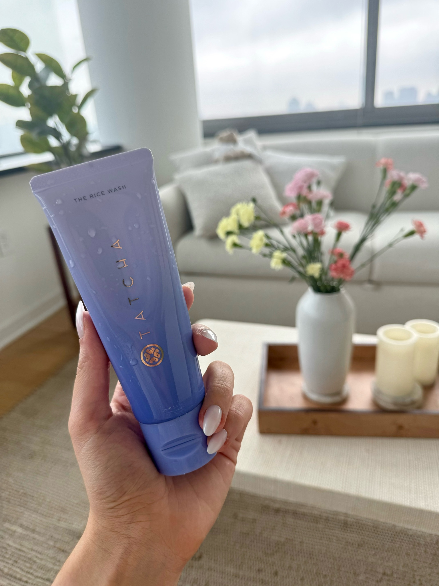 I honestly can’t believe I JUST started using this? It’s incredible and gentle enough that I use it every single day after cleansing my skin! 💖

#LTKbeauty