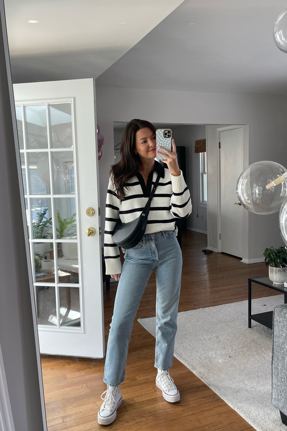 Casual striped sweater and jeans! Bag is from Polene! 

Size 23 in the jeans (true waist 25”, I wear 24 in Abercrombie), small in the sweater!

#LTKSale #LTKSeasonal #LTKunder100