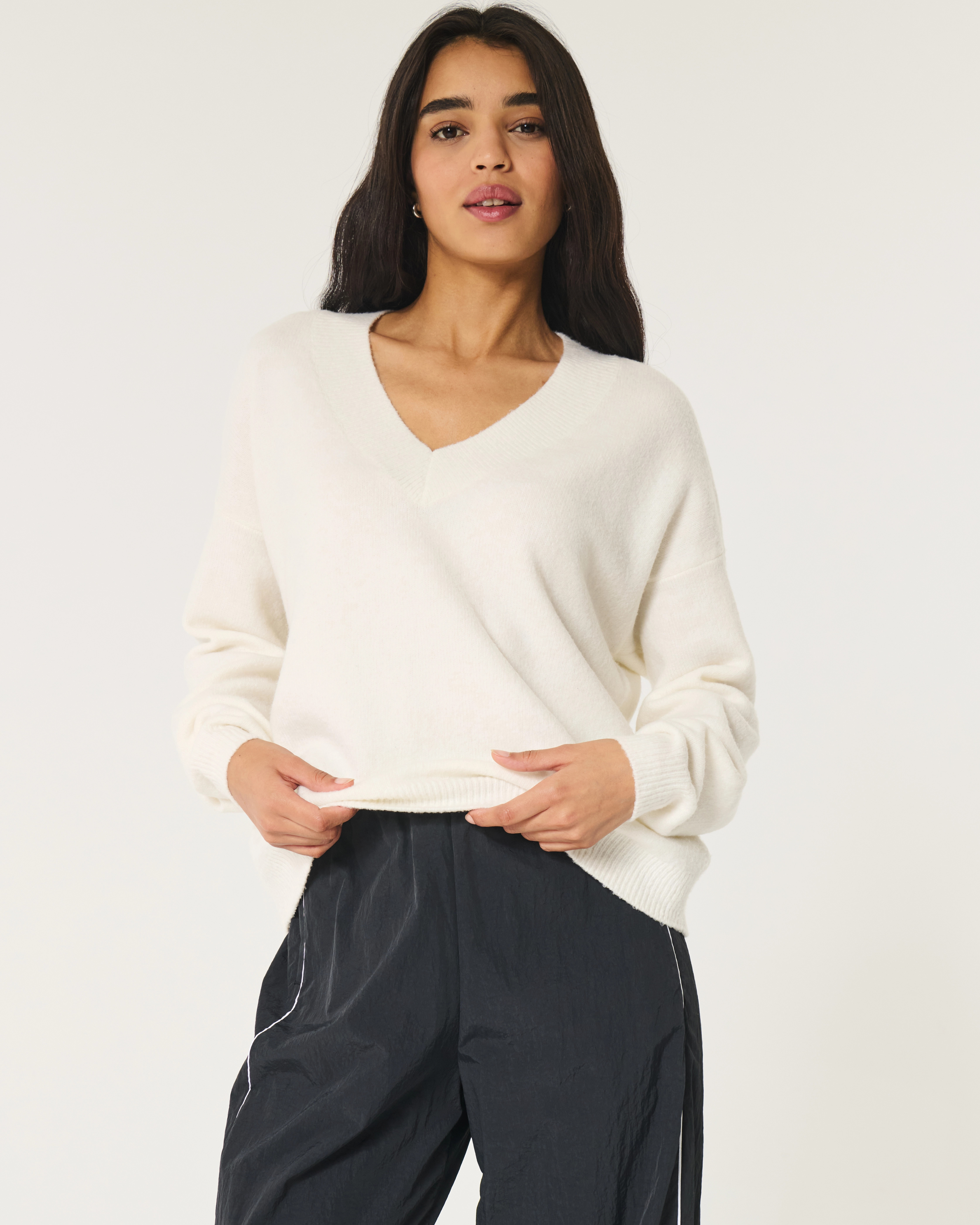 Hollister Comfy Cloud Oversized V-Neck Sweater | Hollister (US)