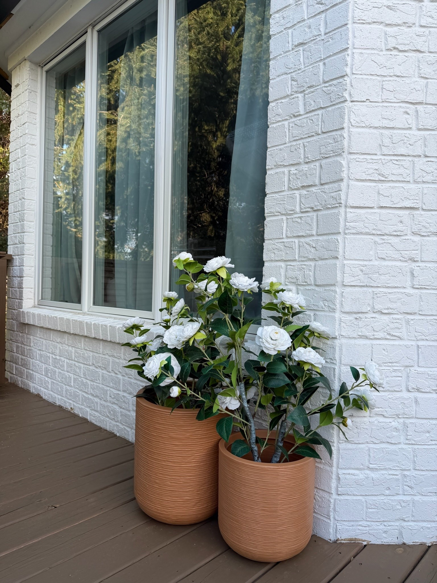 Faux outdoor plants but they look SO real 🪴

#LTKHome #LTKSeasonal #LTKmomlife