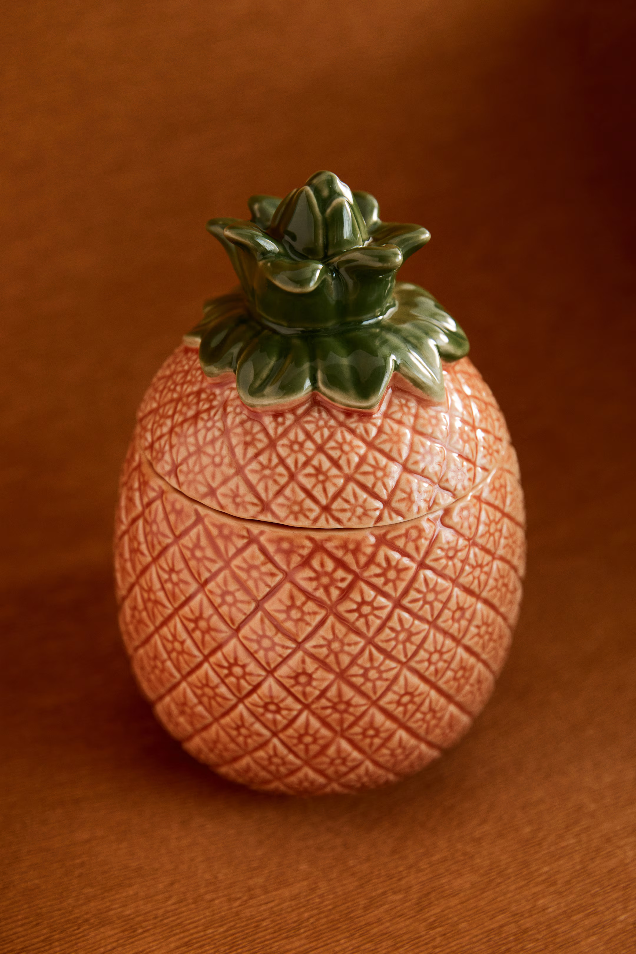 Figurative stoneware jar - Light brown/Pineapple - Home All | H&M GB | H&M (UK, MY, IN, SG, PH, TW, HK)