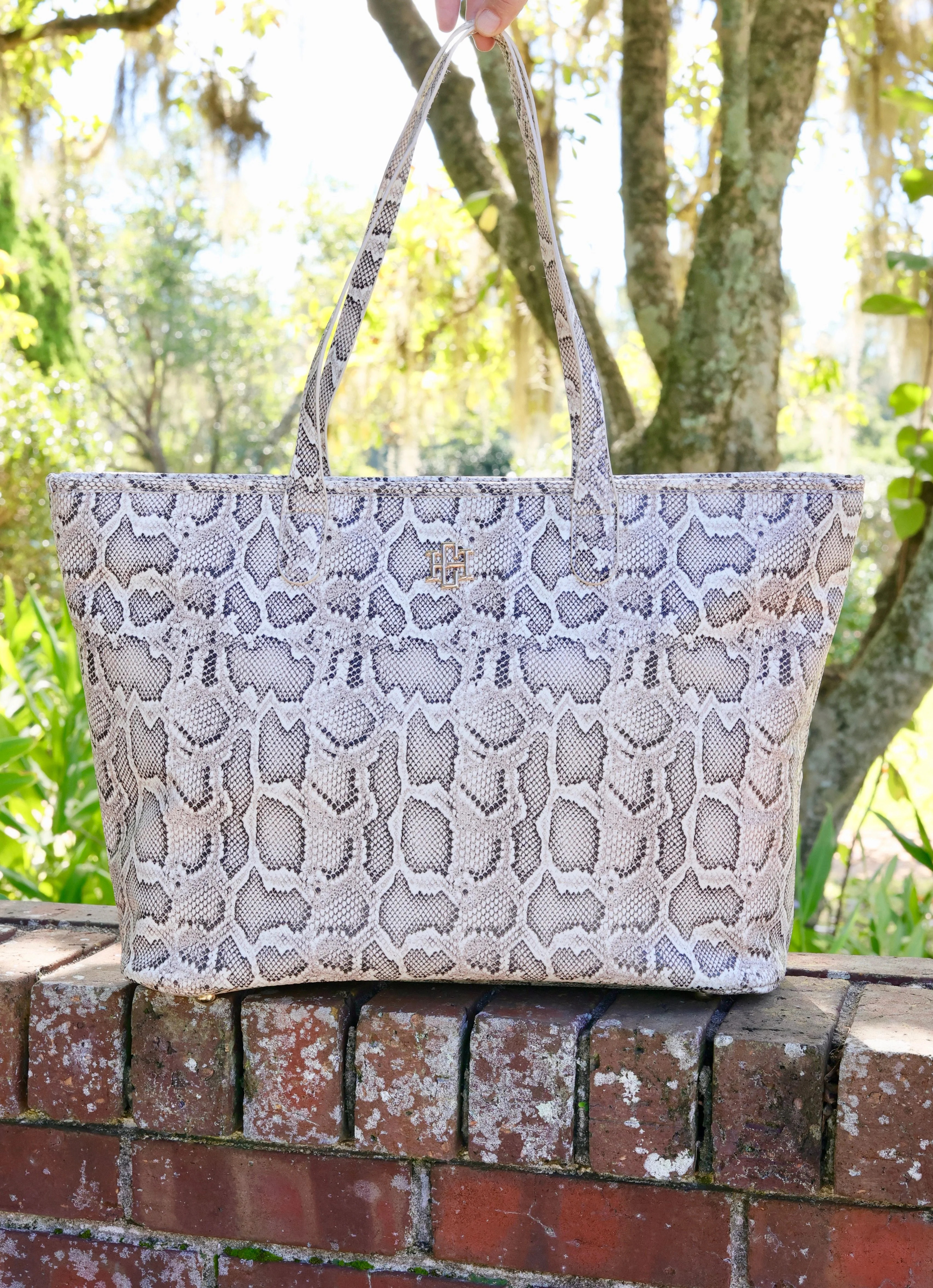 Daniela Large Tote Mocha ES | Caroline Hill