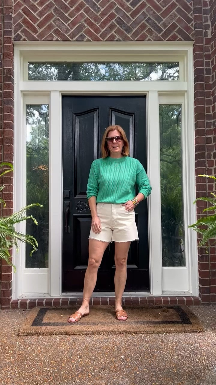 How to style ecru denim shorts

#LTKshoecrush #LTKover40 #LTKstyletip