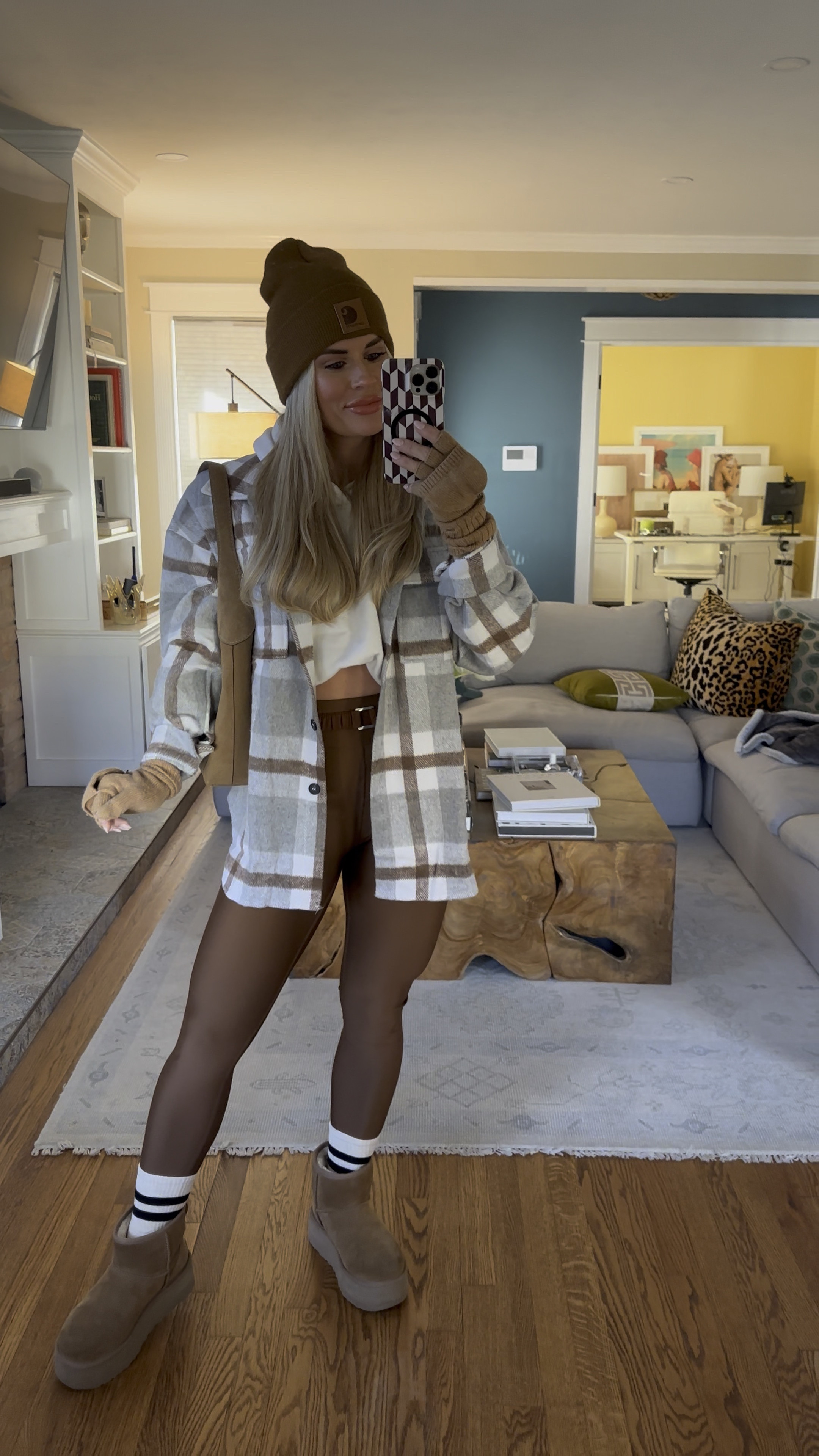 Cold weather | cozy outfit | winter accessories | UGG | alo 



#LTKstyletip #LTKfindsunder100 #LTKfindsunder50