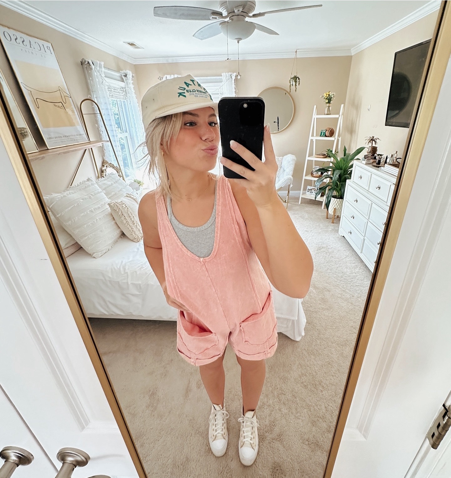 Comfy and cute weekending fit!

#LTKFindsUnder100 #LTKFindsUnder50 #LTKActive