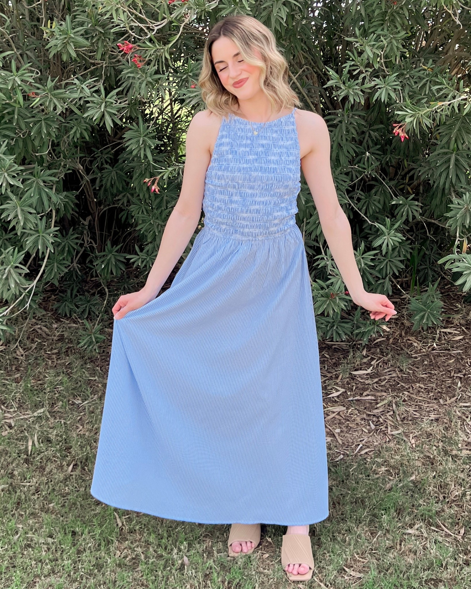 spring outfit 🩵
dress: size small (use code “gamez15”!)
mules: size 6.5

#LTKootd #LTKTravel #LTKSeasonal