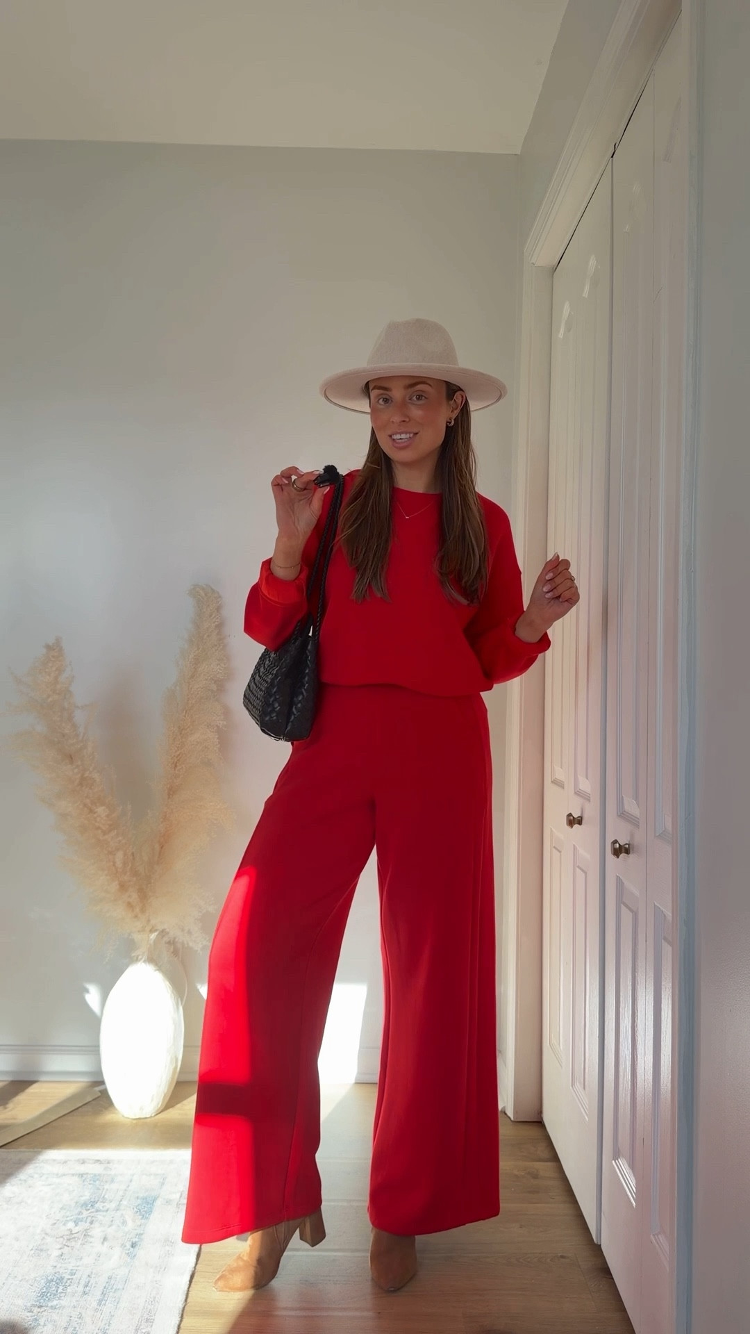 My most-worn set that I feel SO confident in! Small in the top & medium in the bottoms❤️✨ 

#LTKootd #LTKValentine #LTKgrwm