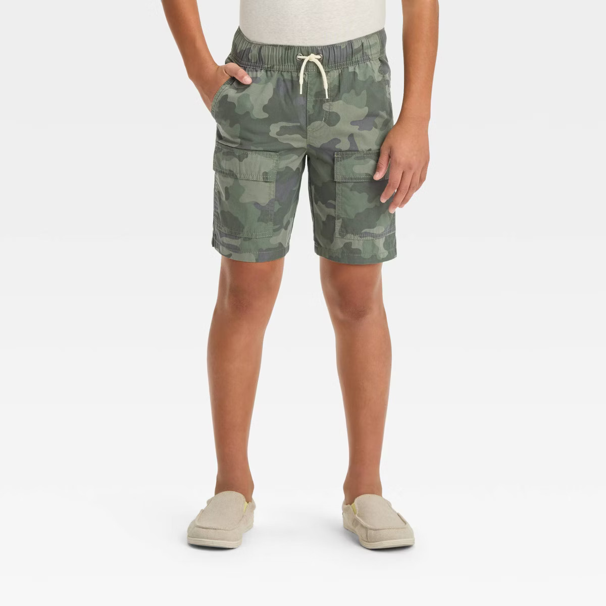 Boys' Relaxed 'At the Knee' Pull-On Cargo Shorts - Cat & Jack™ | Target
