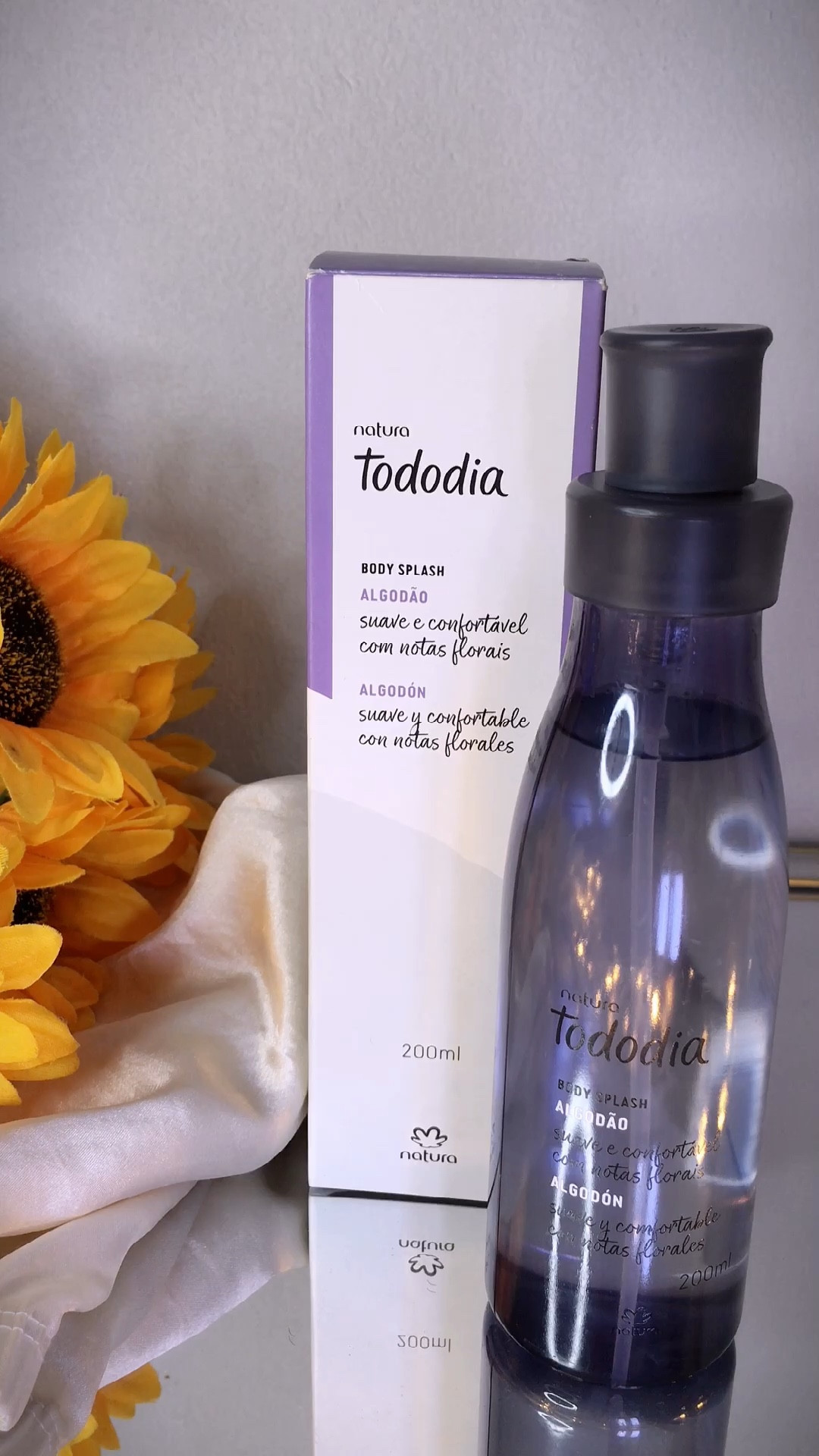 O autocuidado também é importante no fim do dia, quando vou descansar. E nesse momento amo usar o Body Splash da @naturabroficial ✨



#autocuidado #
cuidadoscomapele #rotinanoturna #bodysplash #dicasdebeleza #naturatododia 

#LTKbeauty #LTKbrasil #LTKVideo