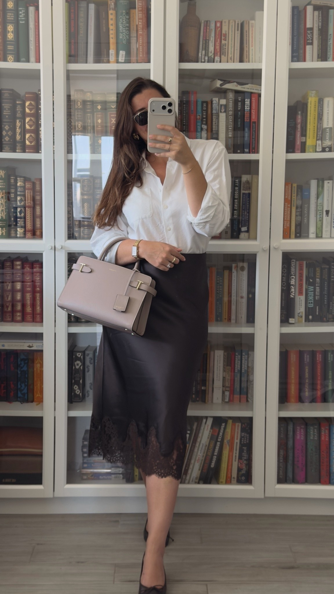 Look du Jour 🤎

Outfit details: 
Top: @UNIQLO - Size S
Skirt: @Aritzia - Size M
Flats: @Margaux - Usual Size 7
Handbag: Le Tanneur
Glasses: Warby Parker - been loving these eyeglasses with the clip on sunglasses feature! 

With Amour, M.

#LTKootd #LTKgrwm #LTKdayinmylife