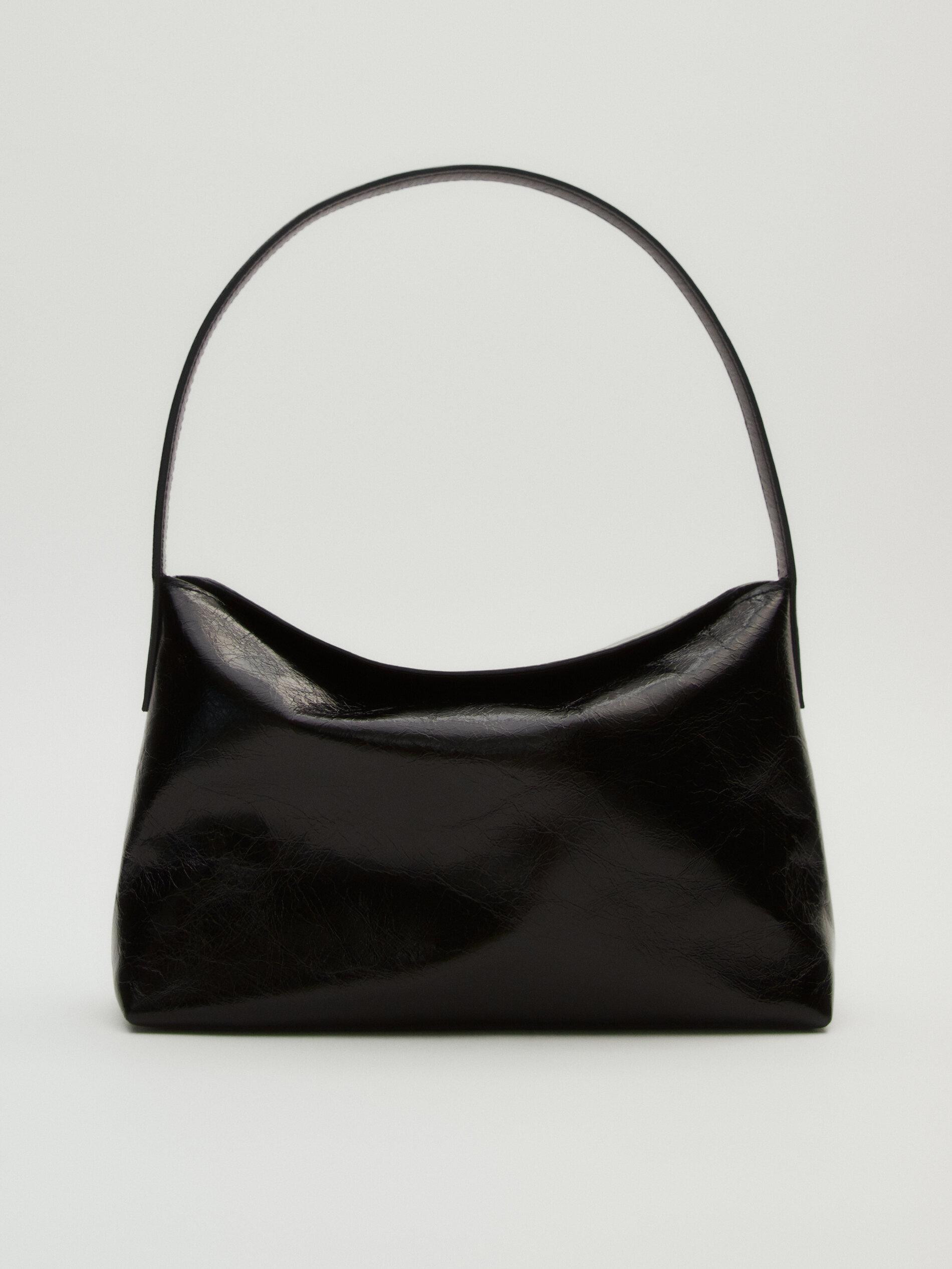 Schultertasche aus Leder mit Craquelé-Effekt New 90's | Massimo Dutti DE