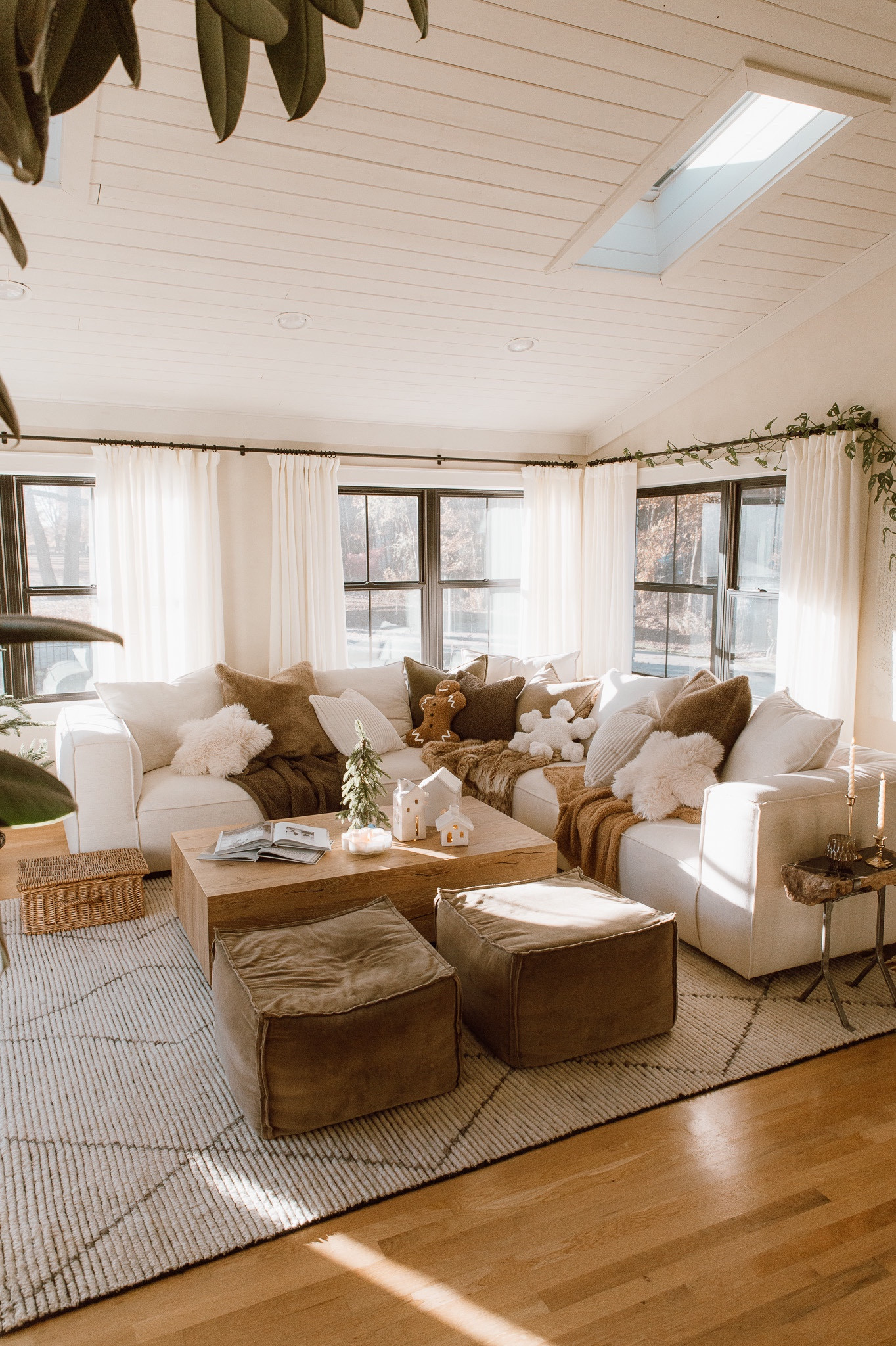 Holiday living room!  😍

Also, my couch is a custom configuration in the color Nomad Snow. #CozyDecor #ChristmasDecor #WinterDecor #Arhaus #PotteryBarn

#LTKHoliday #LTKSeasonal #LTKhome