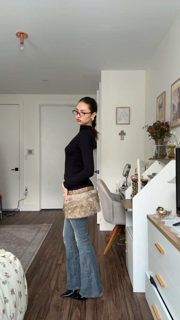 my fave basic for the winter #turtleneck #blackturtleneck #winterootd

#LTKPetite #LTKgrwm #LTKootd