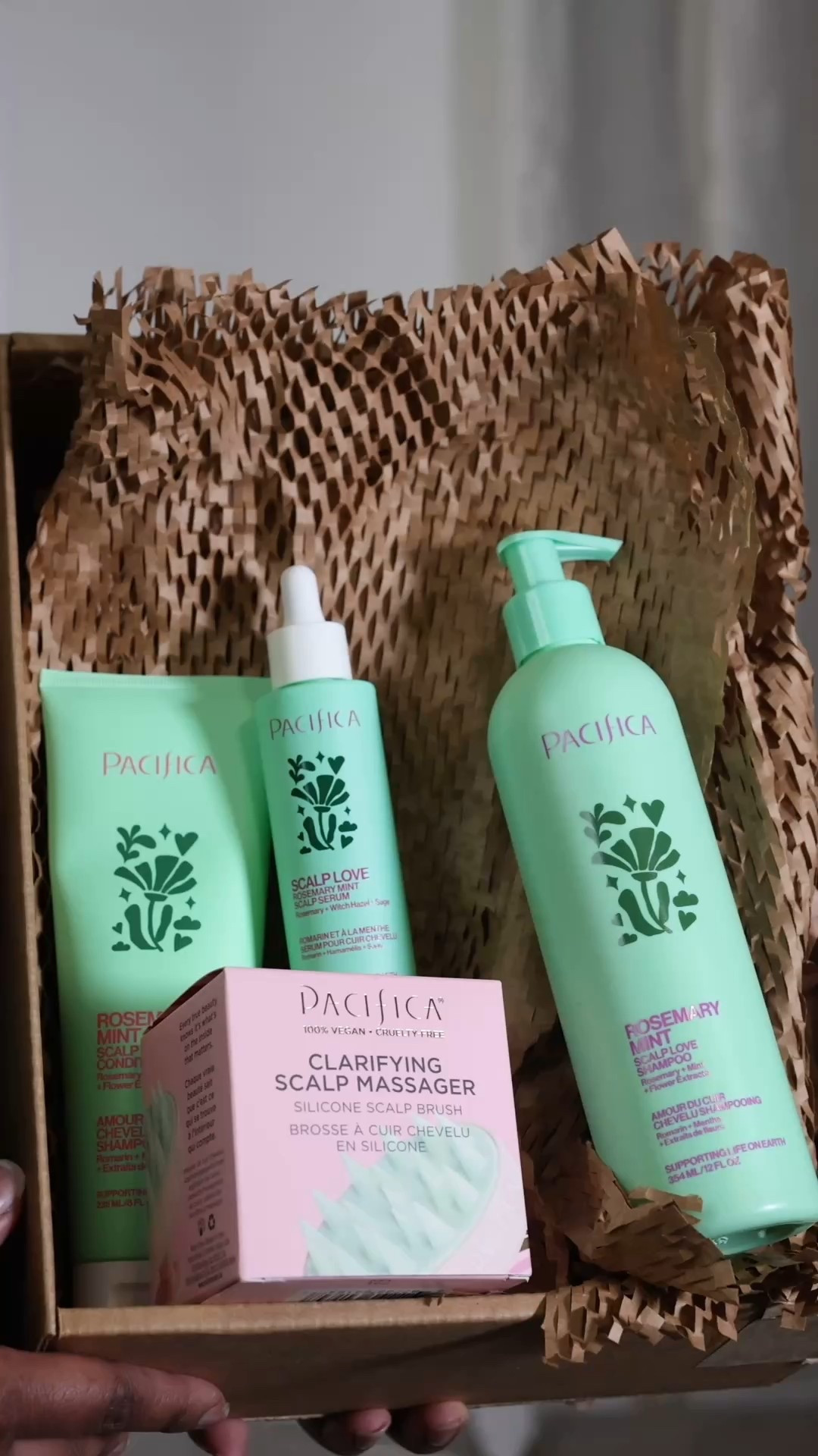 Pacifica Beauty Rosemary Mint

#LTKgrwm #LTKmorningroutine #LTKselfcare