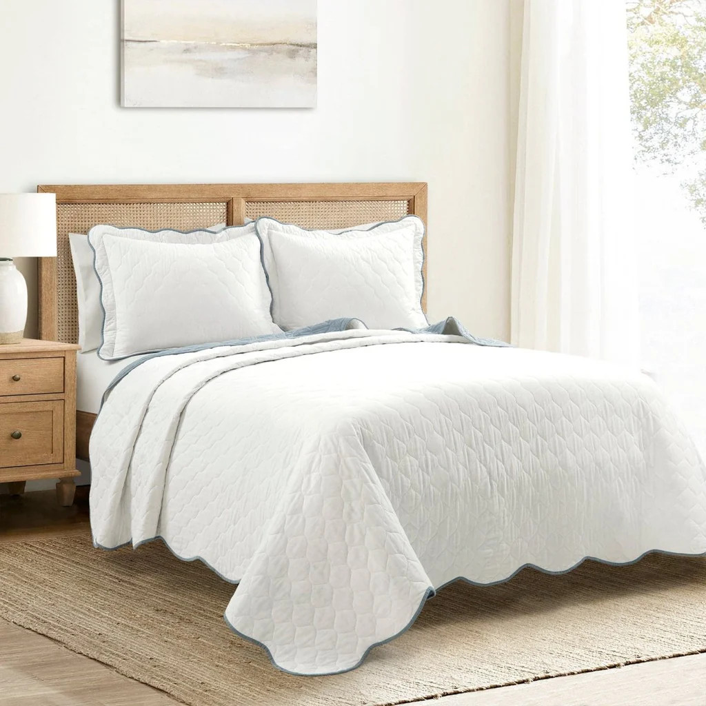 Coastal Chic Scallop Edge Reversible Quilt 3 Piece Set | Lush Decor