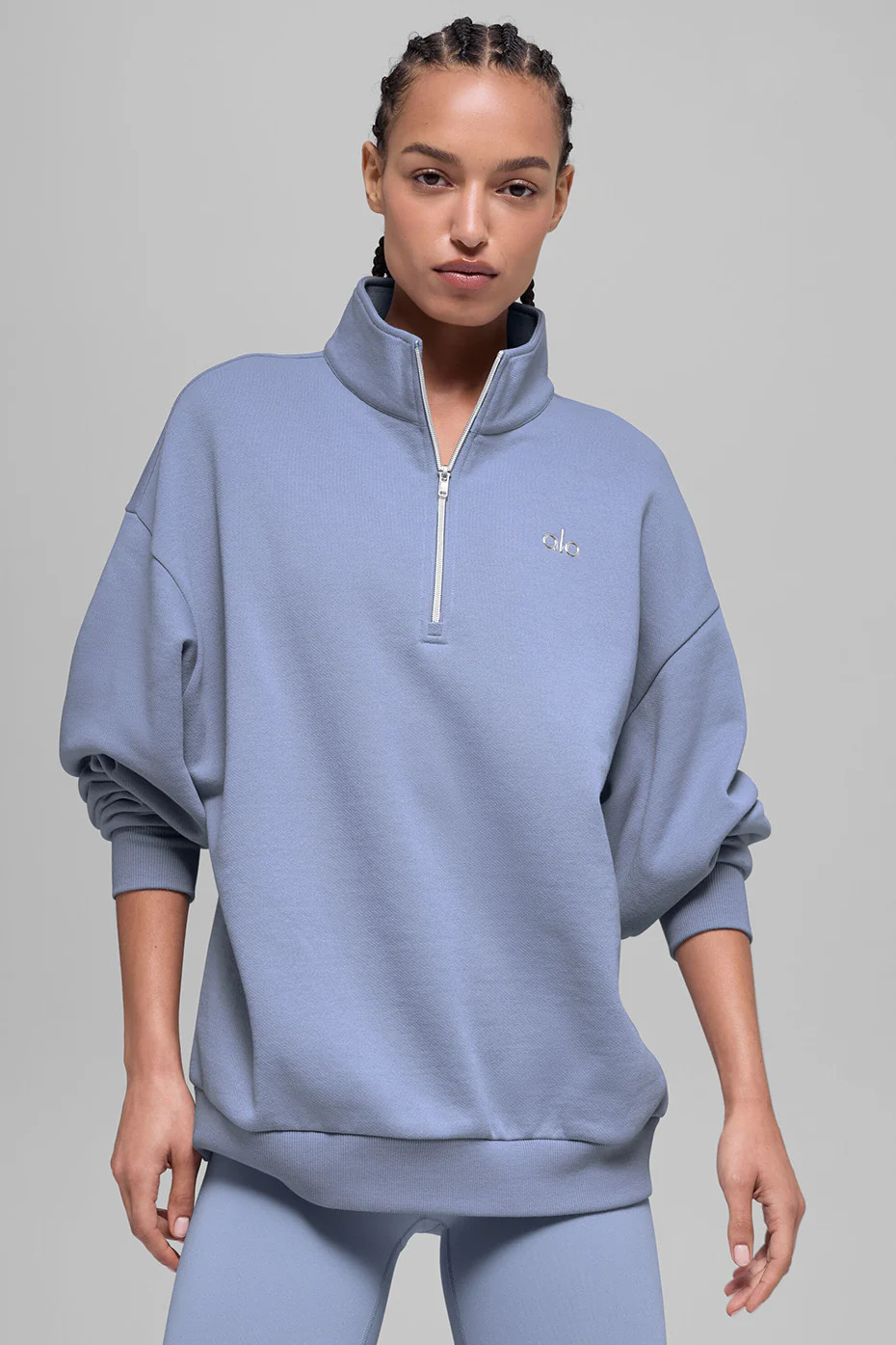 ALO | Accolade 1/4 Zip Pullover Top in Winter Frost Blue, Size: Medium | Alo Yoga (US)