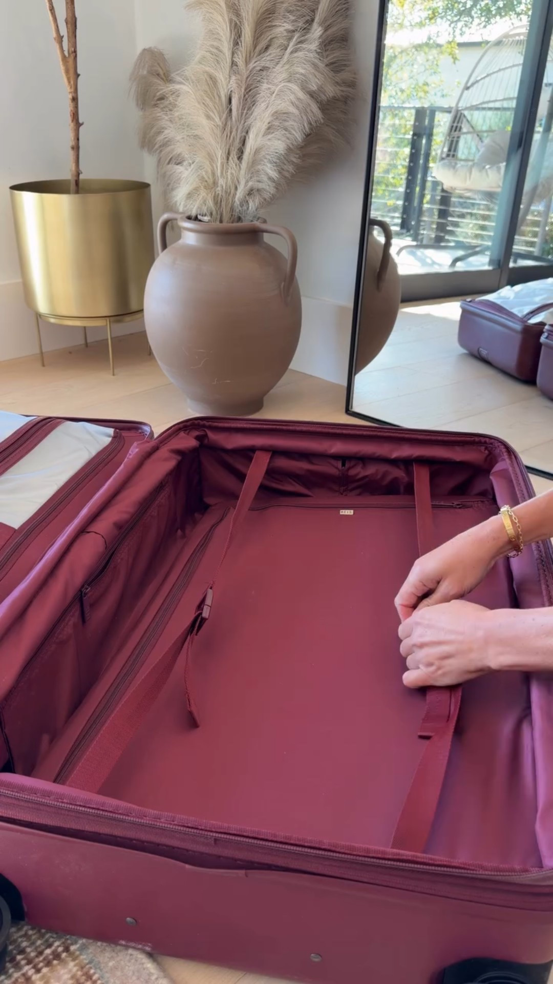 Overpacking again 🌴☀️👙this time for my 40th celebration in CABO!! Comment for the 🔗 to everything I packed for the week! Follow along to see the fits 😎

Follow @ashleeknichols + shop in bio or here: 

 #cabo #loscabos #mexico #packing #whattopack #packwithme #overpack