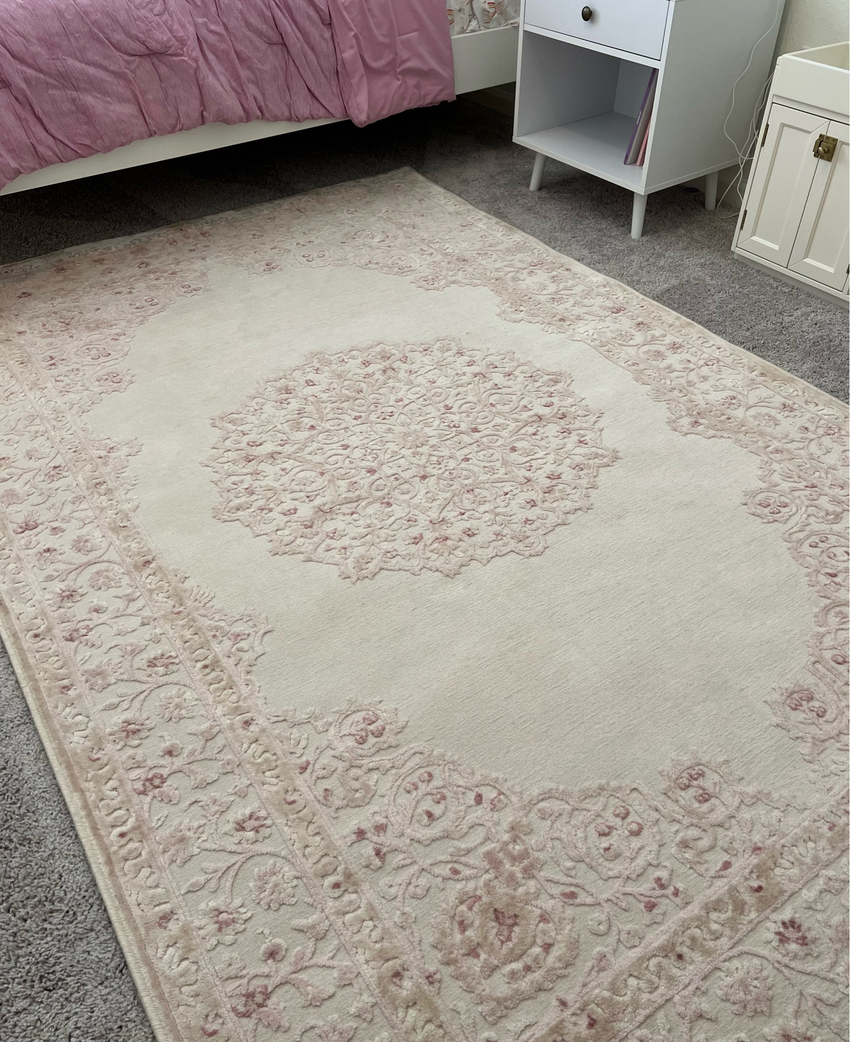 Girls Bedroom Rug 💕🥰#pinkrug

#LTKSale #LTKFind #LTKhome