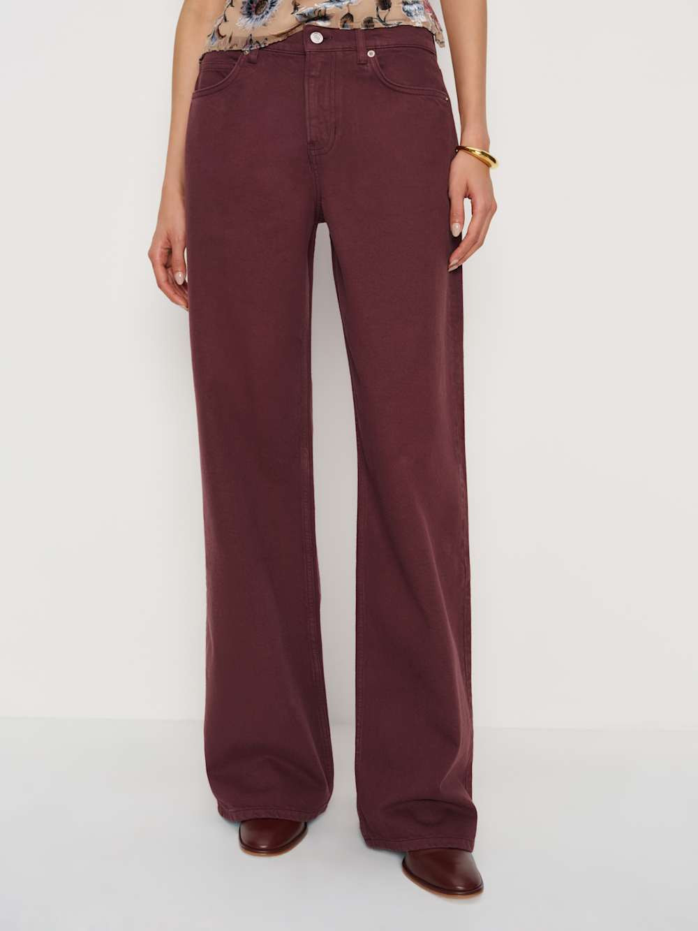 Cary Low Rise Slouchy Wide Leg Jeans | Reformation (Global)