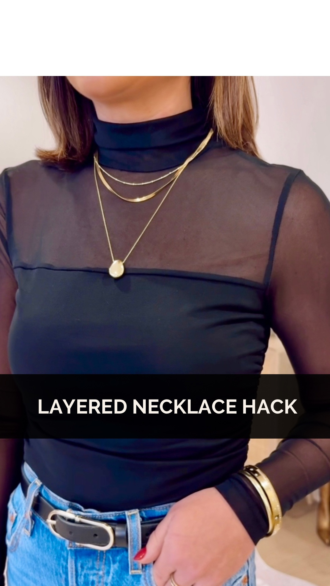 The best hack for your layered necklaces and it’s super affordable too! You can save up to 30% off my favorite jewelry I’m wearing here plus a free gift on orders of over $130! Outfit linked too! 
Best jewelry sale / style tips 

#LTKGiftGuide #LTKHoliday #LTKSaleAlert