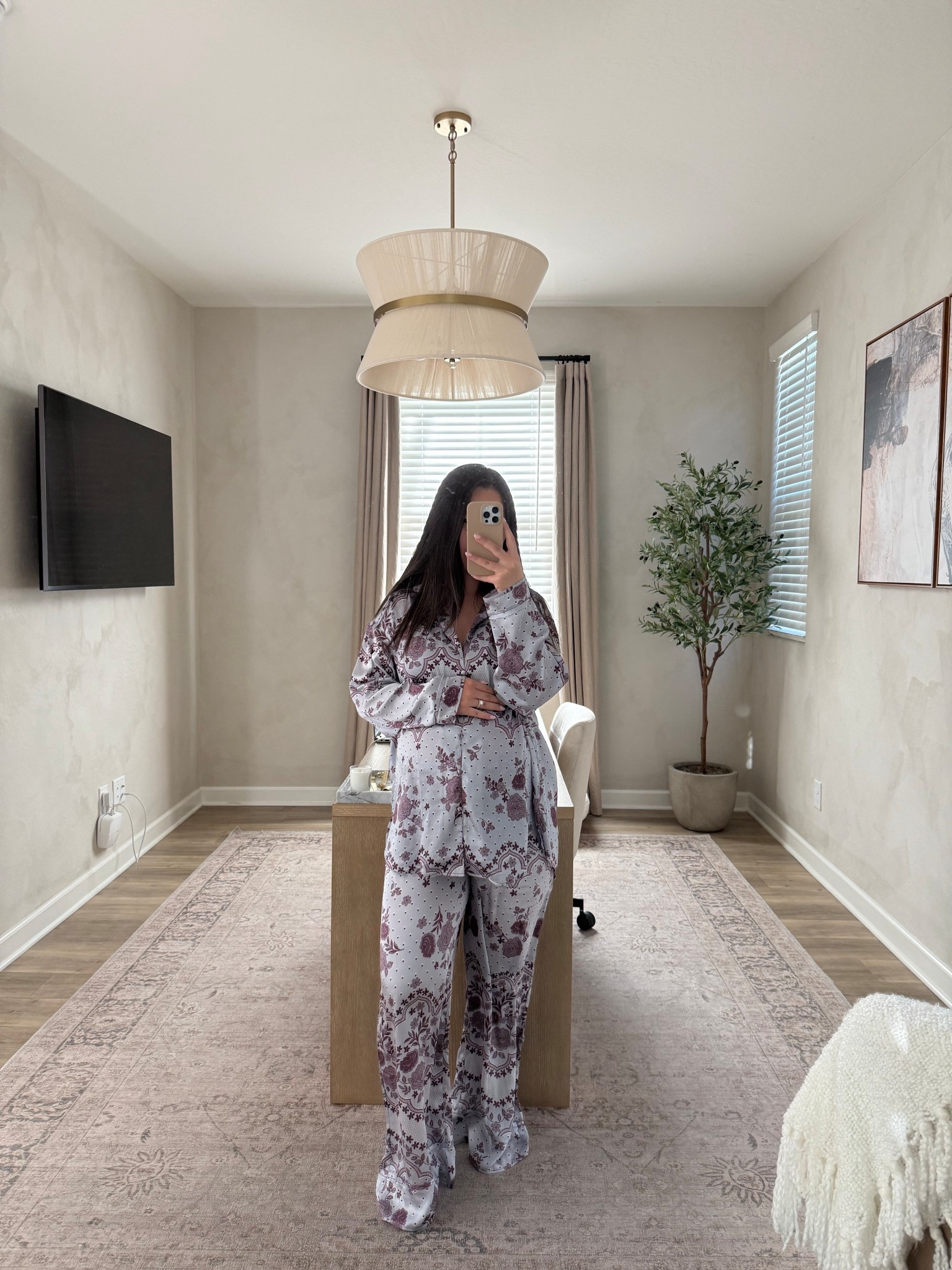 8 months pregnant in my favorite Free People pajamas || bump friendly pajamas, pregnancy friendly pajamas

#LTKFindsUnder100 #LTKBump #LTKSaleAlert