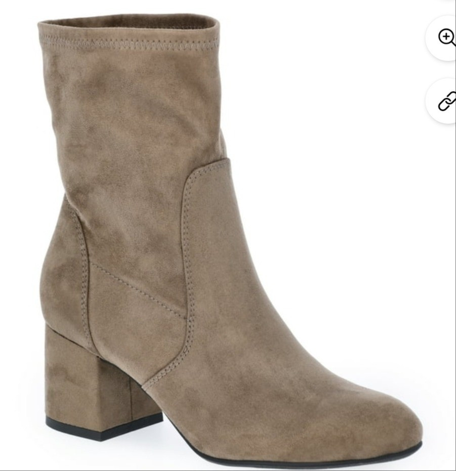 Time and Tru Women's Faux Suede Block Heel Boots

#LTKSeasonal #LTKFindsUnder50 #LTKShoeCrush