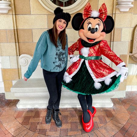 Yup, I’m at Disneyland all by myself doing all the things everyone else doesn’t want to do lol! 

All the pictures, shopping, lunch at Tortilla Jo’s …next I’m headed to the hotels to see their Christmas decor. 

#LTKHoliday #LTKtravel #LTKSeasonal