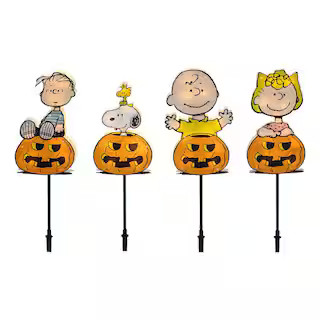 Peanuts 26 in. Great Pumpkin Gang Pathway Markers Halloween Lights PW-76344 - The Home Depot | The Home Depot