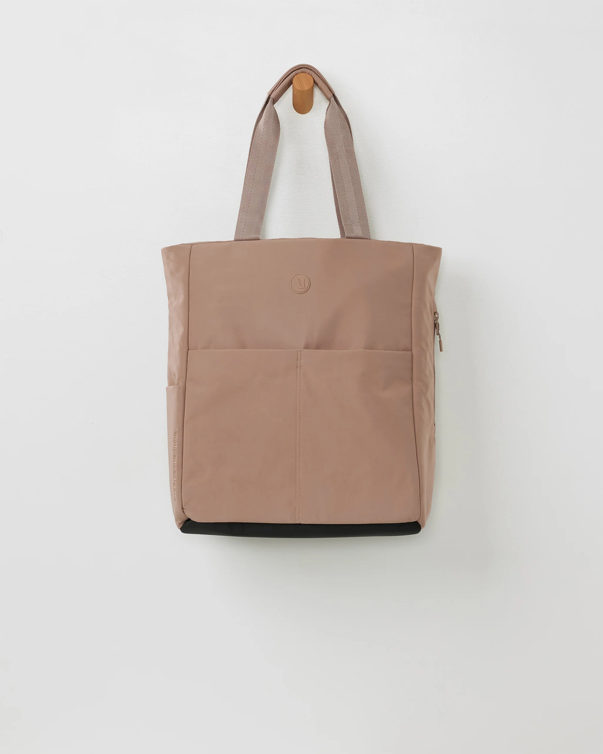 V1 Convertible Tote Bag 2.0 | Vuori Clothing (US & Canada)
