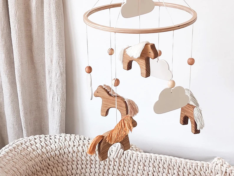 Mobile pour bébé chevaux et nuages Mobile en bois pour lit de bébé Cadeau de babyshower Cadea... | Etsy (FR)